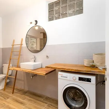A Perfect Escape In The Heart Of Apartmán Bukurešť